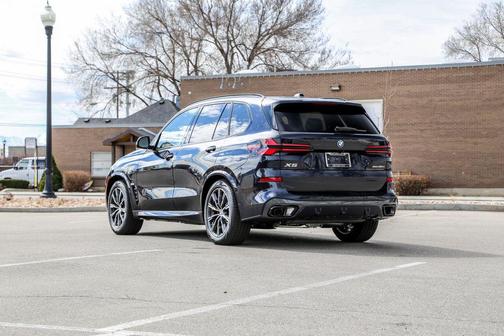 2026 BMW X5 PHEV xDrive50e