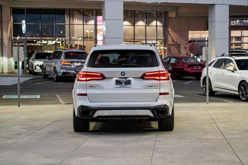 2022 BMW X5 PHEV xDrive45e
