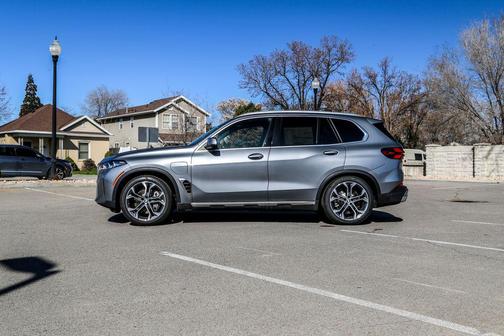 2026 BMW X5 PHEV xDrive50e