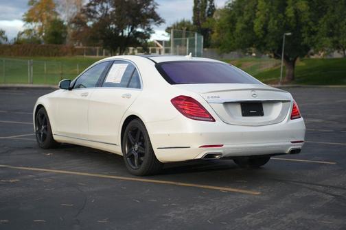 designo Diamond White Metallic 2017 Mercedes-Benz S-Class S 550