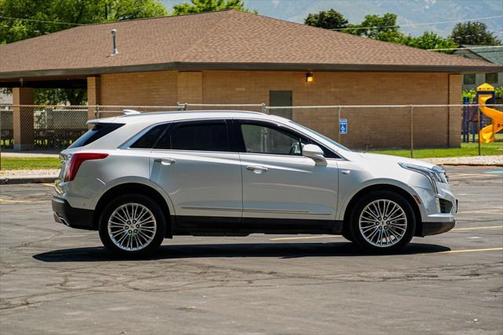 2017 Cadillac XT5 Platinum