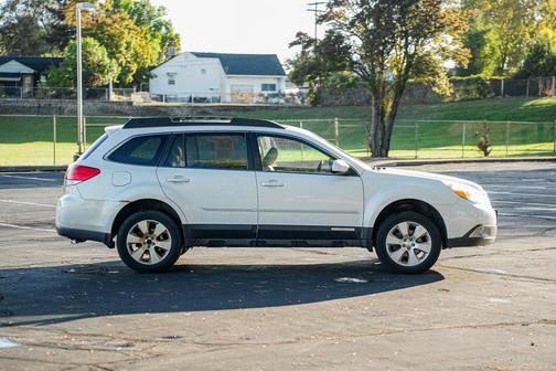 2011 Subaru Outback 2.5 i Premium