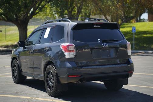 Dark Gray Metallic 2018 Subaru Forester 2.0XT Premium