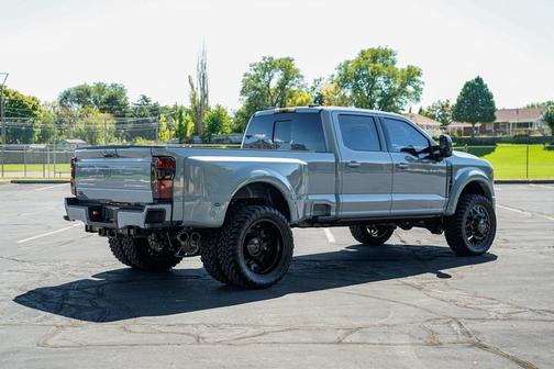 2025 Ford F-450 King Ranch