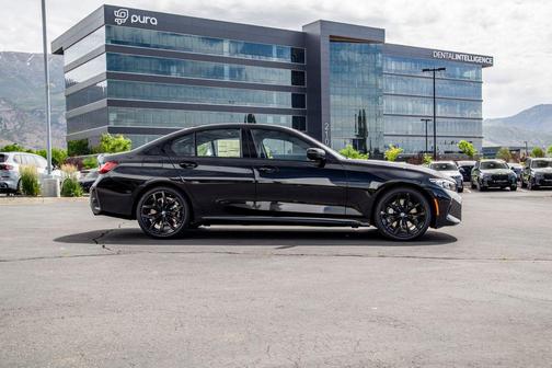 Black Sapphire Metallic 2026 BMW 330 xDrive