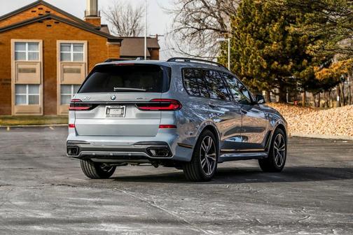 2026 BMW X7 xDrive40i
