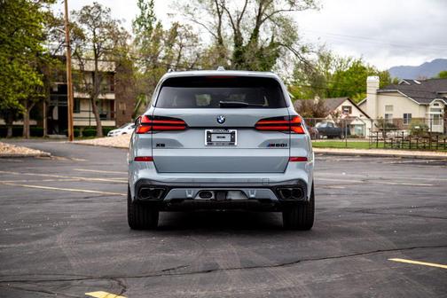 Brooklyn Grey Metallic 2026 BMW X5 M60i
