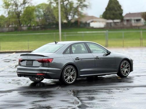 Daytona Gray Pearl Effect 2021 Audi S4 3.0T Premium