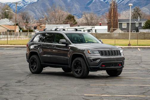 2018 Jeep Grand Cherokee Trailhawk