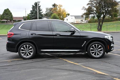Black Sapphire Metallic 2019 BMW X3 xDrive30i