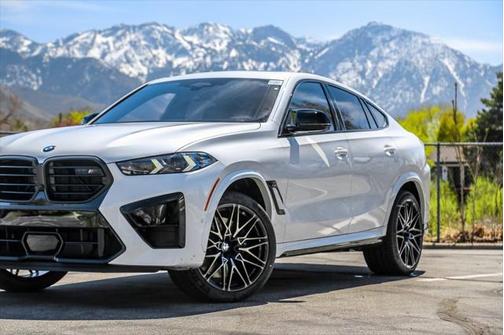 2025 BMW X6 M Base