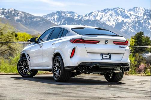 2025 BMW X6 M Base