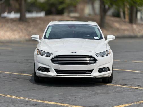White Platinum Clearcoat Metallic 2013 Ford Fusion Titanium