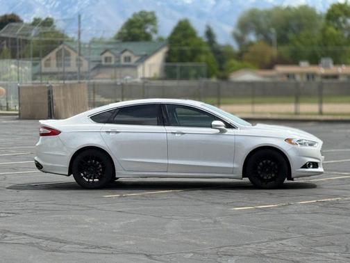 White Platinum Clearcoat Metallic 2013 Ford Fusion Titanium