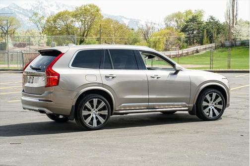 2021 Volvo XC90 Recharge Plug-In Hybrid T8 Inscription 6 Passenger
