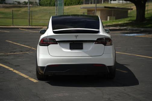 Pearl White Multi-Coat 2022 Tesla Model X Dual Motor All-Wheel Drive