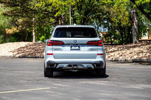 Brooklyn Grey Metallic 2026 BMW X5 PHEV xDrive50e