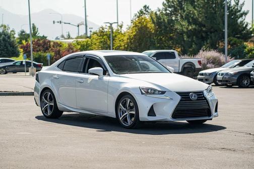 2018 Lexus IS 300 Base