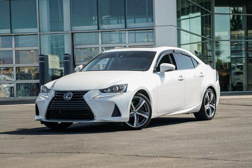 2018 Lexus IS 300 Base