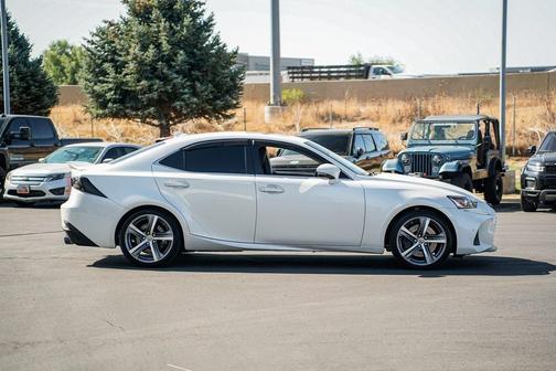 2018 Lexus IS 300 Base