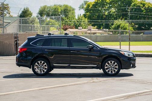 2017 Subaru Outback 3.6R Touring