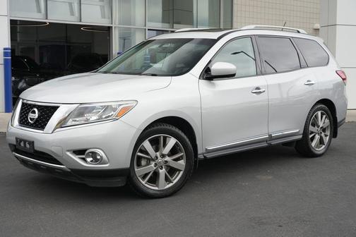 Brilliant Silver Metallic 2016 Nissan Pathfinder Platinum