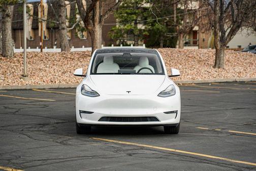 2021 Tesla Model Y Long Range Dual Motor All-Wheel Drive