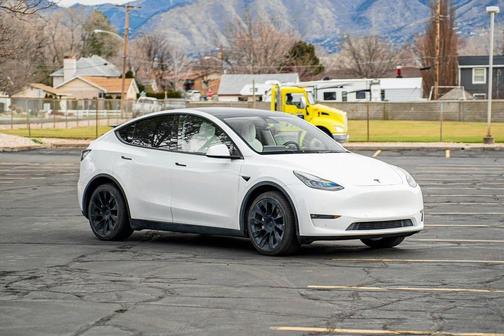2021 Tesla Model Y Long Range Dual Motor All-Wheel Drive