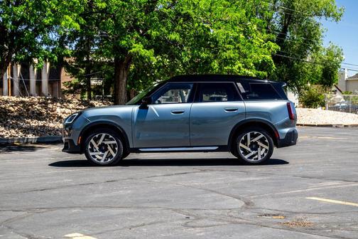 Green 2027 MINI Countryman Cooper S ALL4