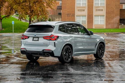 2023 BMW X3 M40i