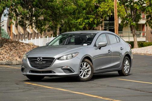2016 Mazda Mazda3 i Sport