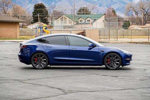 2020 Tesla Model 3 Performance