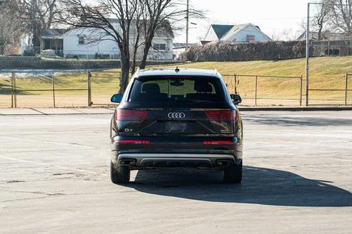 2017 Audi Q7 3.0T Premium