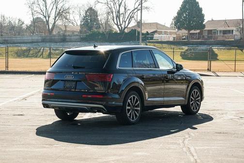 2017 Audi Q7 3.0T Premium