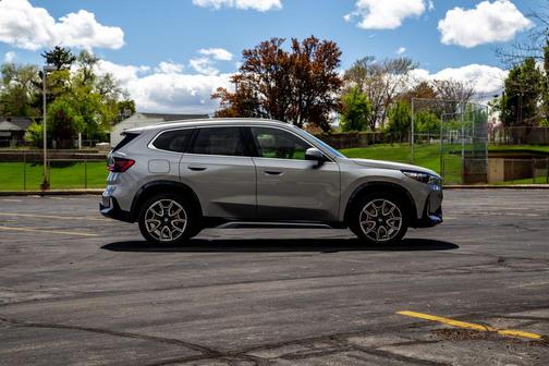 Space Silver Metallic 2026 BMW X1 xDrive28i
