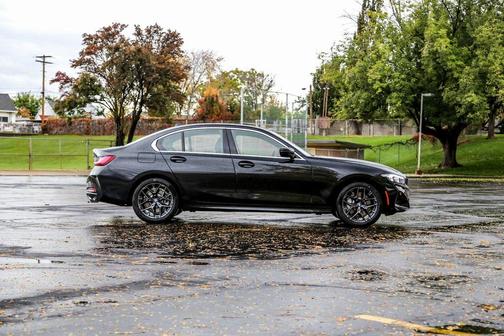 2026 BMW 330 xDrive NA