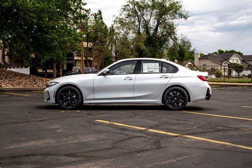 Mineral White Metallic 2026 BMW 330 xDrive