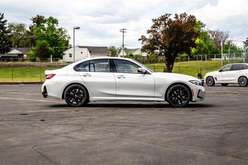 Mineral White Metallic 2026 BMW 330 xDrive