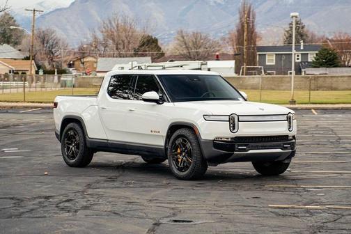 2022 Rivian R1T Adventure
