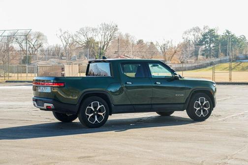 2023 Rivian R1T Adventure