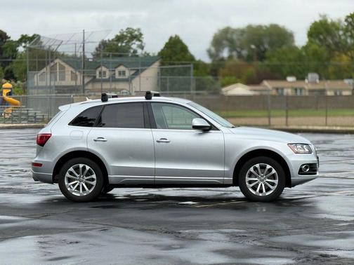 Silver 2014 Audi Q5 2.0T Premium