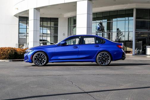 2026 BMW 330 xDrive NA