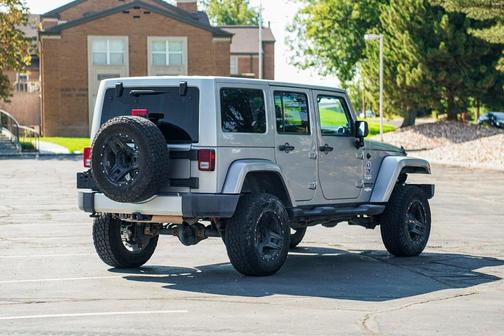 2013 Jeep Wrangler Unlimited Sahara