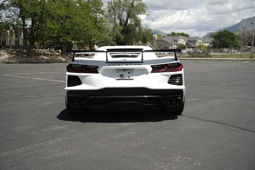 Arctic White 2020 Chevrolet Corvette Stingray w/3LT