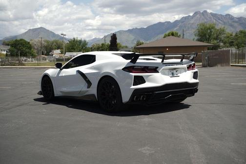 Arctic White 2020 Chevrolet Corvette Stingray w/3LT