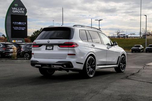 2026 BMW X7 xDrive40i