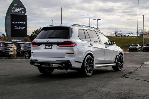 2026 BMW X7 xDrive40i
