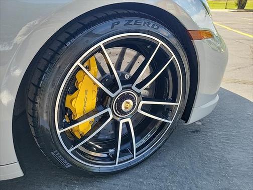 2022 Porsche 911 Turbo S