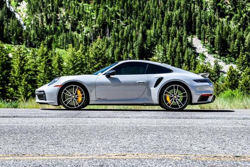 2022 Porsche 911 Turbo S