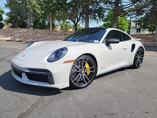 2022 Porsche 911 Turbo S